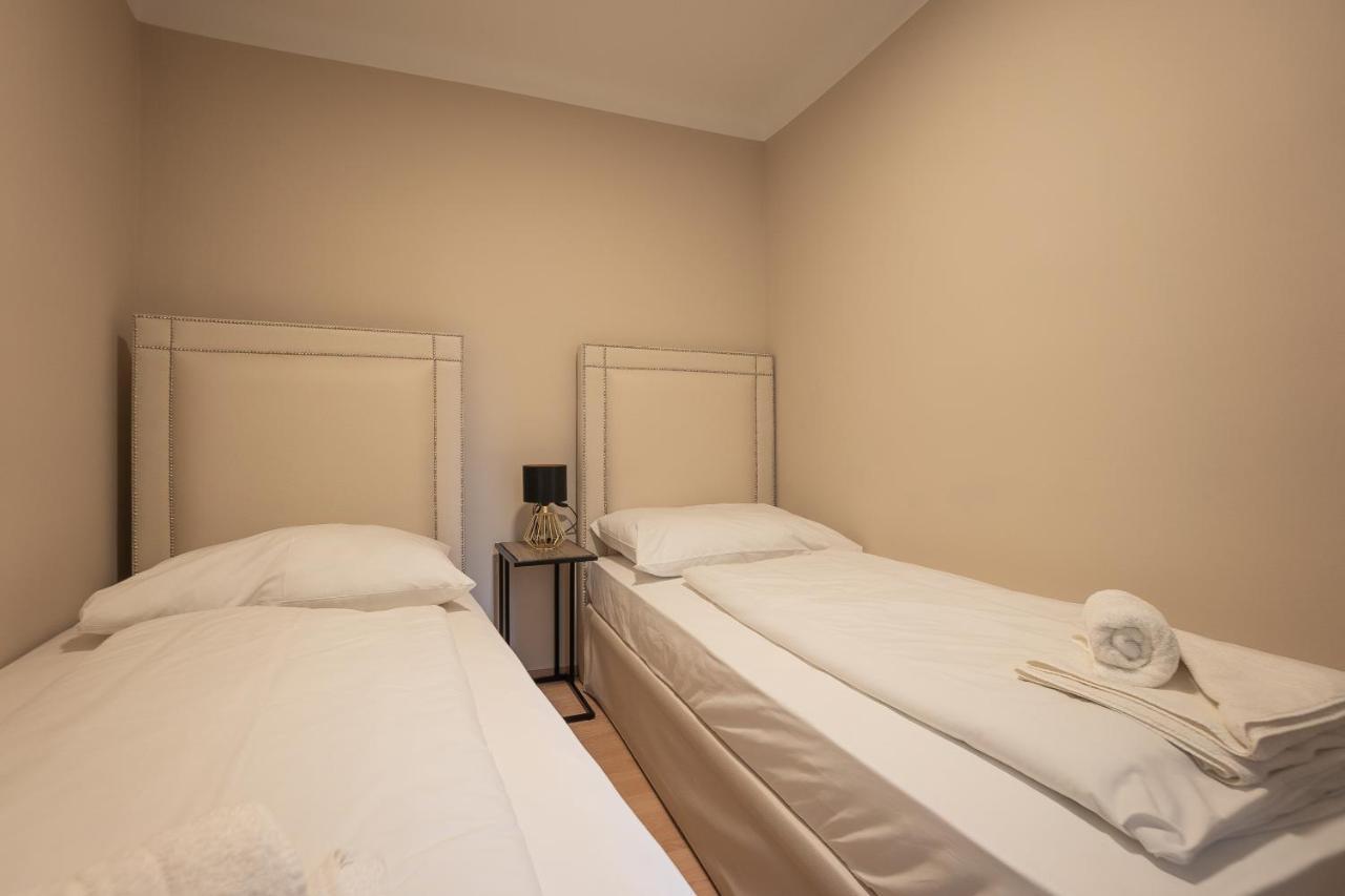 A 2-Bedroom Apartment With A King-Size Bed And A Balcony Is Located Just A 15-Minute Walk From Stephansplatz. Vídeň Exteriér fotografie