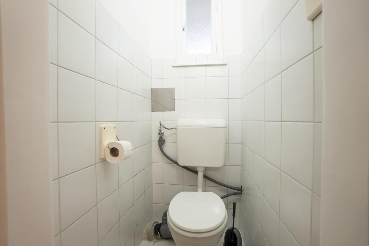 A 2-Bedroom Apartment With A King-Size Bed And A Balcony Is Located Just A 15-Minute Walk From Stephansplatz. Vídeň Exteriér fotografie